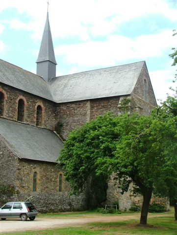 Olivet - 53 Mayenne - l'église